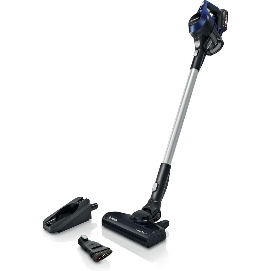 Aspirateur balai associant un format compact et une alimentation rechargeable